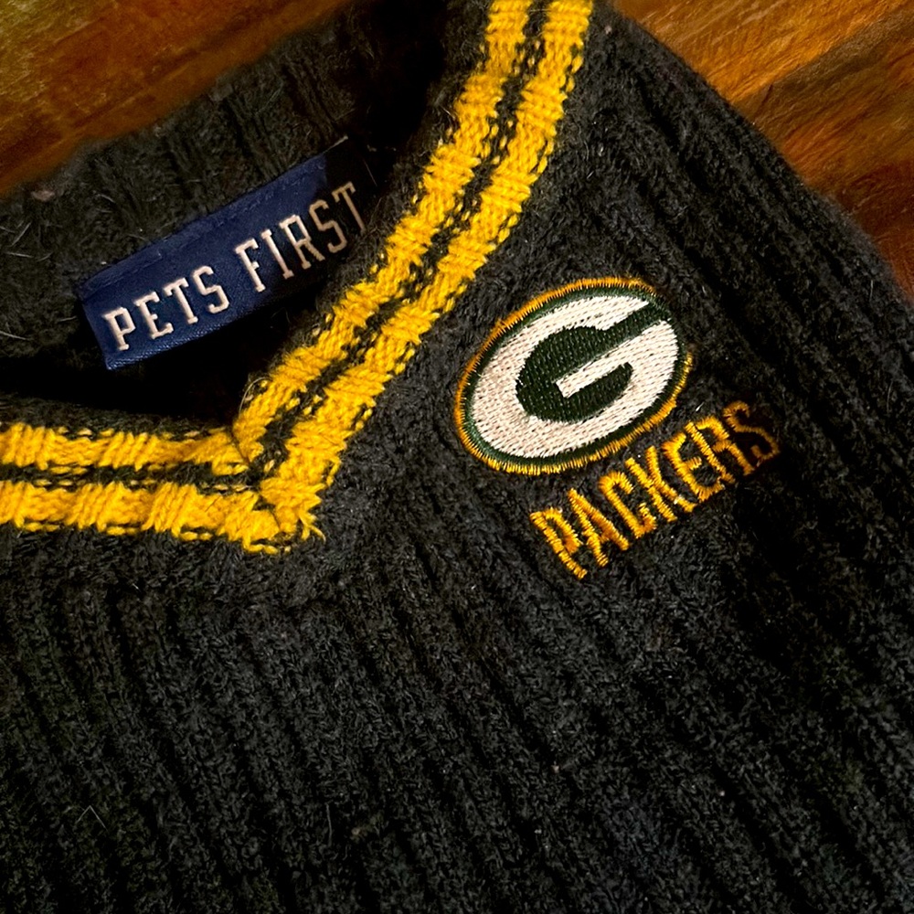 Green Bay Packers Dog V-Neck Sweater